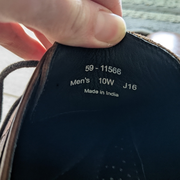 J Murphy by Johnstone & Murphy Cap Toe Men's Dress Shoes size 10W - Picture 12 of 12